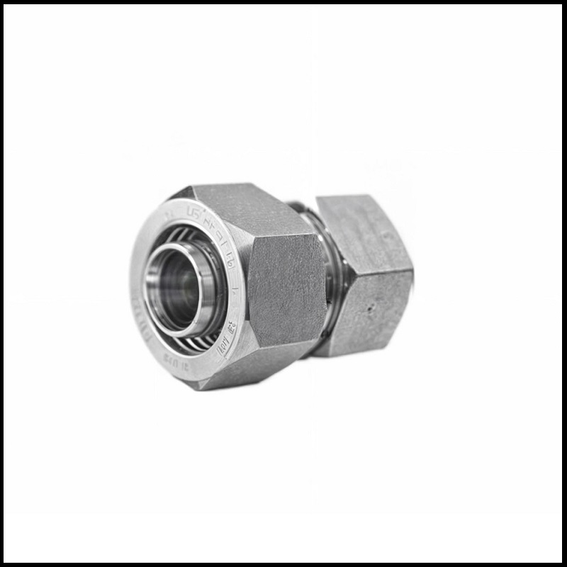 خرید رابط کوپلی برای سیستم‌های لوله پنج لایه از نیوپایپ